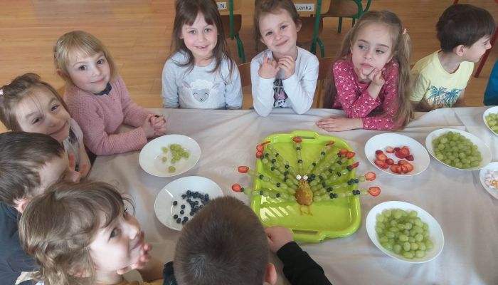 "Kanapkowe buźki” i „ Zwierzaki cudaki - zajęcia kulinarne