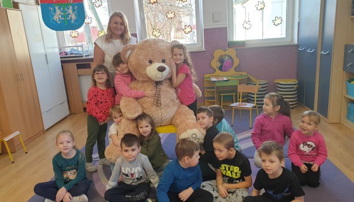 ŚWIĘTO PLUSZOWEGO MISIA W GRUPIE ,,MOLKI’’
